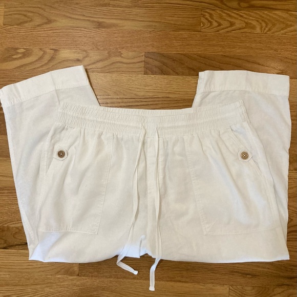 Westbound Women’s Island Crop Pull-On Mid Rise Pant - Picture 4 of 10